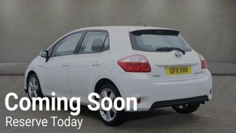 Toyota Auris 1.8 VVT-h T4 CVT Euro 5 (s/s) 5dr