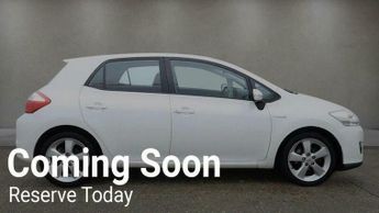 Toyota Auris 1.8 VVT-h T4 CVT Euro 5 (s/s) 5dr