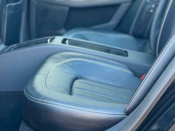 Mercedes-Benz CLS 2.1 CLS250 CDI AMG Sport Coupe G-Tronic+ Euro 5 (s/s) 4dr