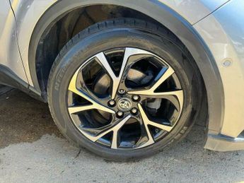 Toyota C-HR 2.0 VVT-h Design CVT Euro 6 (s/s) 5dr