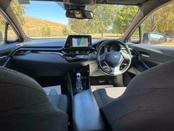 Toyota C-HR 2.0 VVT-h Design CVT Euro 6 (s/s) 5dr