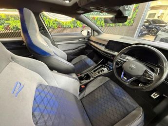 Volkswagen Golf R TSI 4MOTION DSG [SAT NAV, PAN ROOF & 4WD]