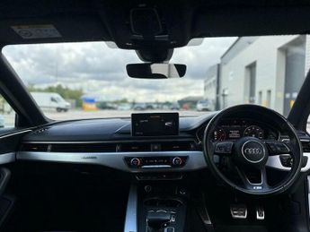 Audi A4 2.0 TDI S line S Tronic quattro Euro 6 (s/s) 4dr
