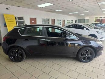 Vauxhall Astra 1.4 16v SRi Euro 5 5dr