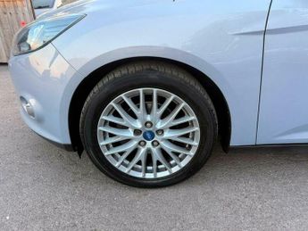 Ford Focus 1.6 Zetec Euro 5 5dr
