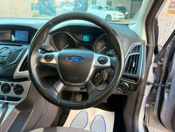 Ford Focus 1.6 Zetec Euro 5 5dr