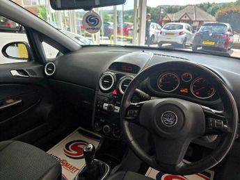 Vauxhall Corsa 1.2i 16v Design 5dr (a/c)