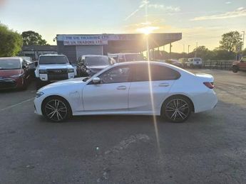 BMW 3 SERIES 330E M SPORT