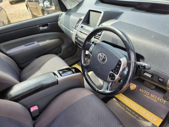 Toyota Prius VVT-I T SPIRIT