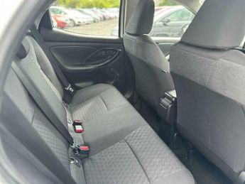 Toyota Yaris 1.5 VVT-h Icon E-CVT Euro 6 (s/s) 5dr