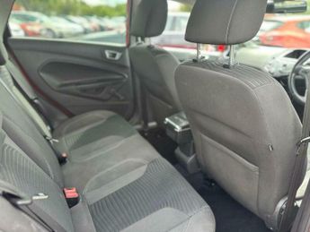 Ford Fiesta 1.0T EcoBoost Zetec Euro 5 (s/s) 5dr