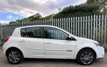 Renault Clio 1.6 VVT Dynamique TomTom Auto Euro 5 5dr