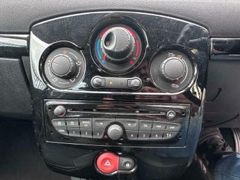 Renault Clio 1.6 VVT Dynamique TomTom Auto Euro 5 5dr