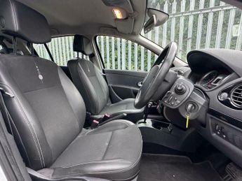 Renault Clio 1.6 VVT Dynamique TomTom Auto Euro 5 5dr