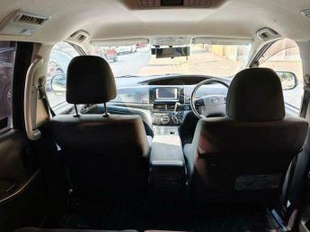 Toyota Estima AERAS