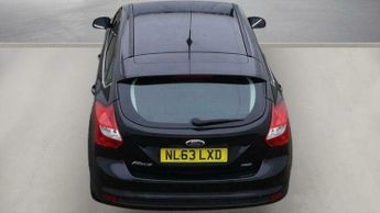 Ford Focus 1.0T EcoBoost Titanium Euro 5 (s/s) 5dr
