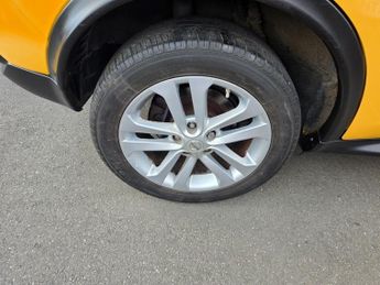 Nissan Juke 1.6 Acenta Premium XTRON Euro 5 5dr