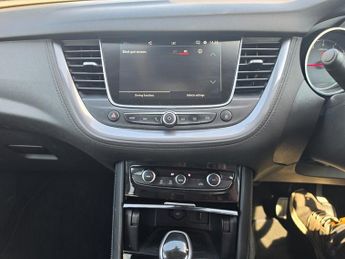 Vauxhall Grandland X 1.2 Turbo Sport Nav Auto Euro 6 (s/s) 5dr
