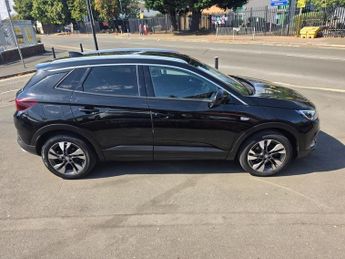 Vauxhall Grandland X 1.2 Turbo Sport Nav Auto Euro 6 (s/s) 5dr