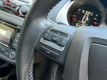 SEAT Altea 1.6 TDI CR I TECH DSG Euro 5 5dr