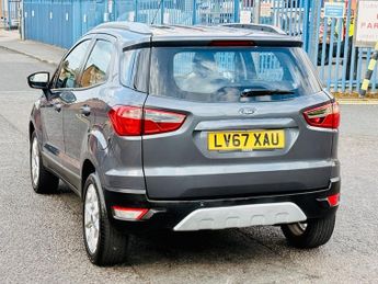 Ford ECOSPORT TITANIUM