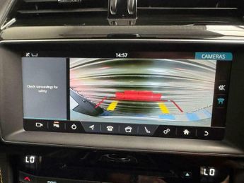 Jaguar F-Pace 3.0 F-PACE V6 Sport AWD D Auto 4WD 5dr