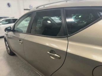 Kia Ceed 1.6 CRDi 3 Sports Wagon Auto Euro 4 5dr