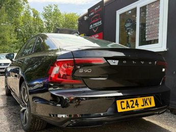 Volvo S90 2.0h T8 Recharge 18.8kWh Plus Auto AWD Euro 6 (s/s) 4dr