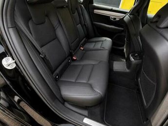 Volvo S90 2.0h T8 Recharge 18.8kWh Plus Auto AWD Euro 6 (s/s) 4dr