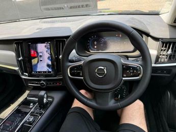 Volvo S90 2.0h T8 Recharge 18.8kWh Plus Auto AWD Euro 6 (s/s) 4dr