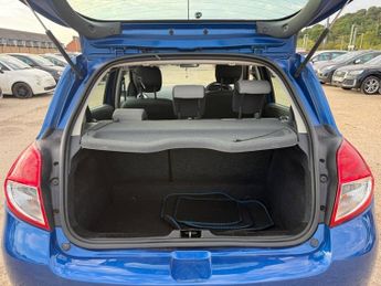 Renault Clio 1.2 I-Music Euro 5 5dr