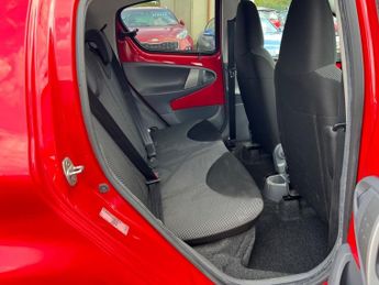 Toyota AYGO VVT-I GO MM