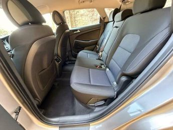 Hyundai Tucson 1.7 CRDi Blue Drive SE Nav DCT Euro 6 (s/s) 5dr