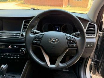 Hyundai Tucson 1.7 CRDi Blue Drive SE Nav DCT Euro 6 (s/s) 5dr