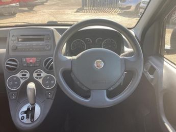 Fiat Panda 1.2 Eleganza Hatchback 5dr Petrol Dualogic (127 g/km, 60 bhp)