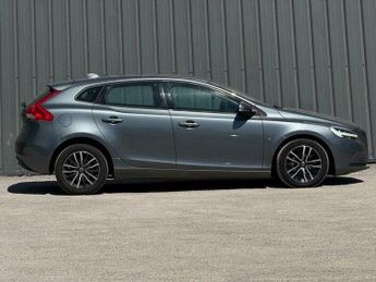 Volvo V40 2.0 D2 Momentum Nav Plus Euro 6 (s/s) 5dr