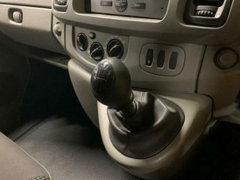 Vauxhall Vivaro 2.0 2700 CDTi FWD L1 4dr