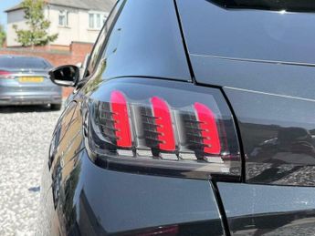 Peugeot 208 1.2 PureTech Allure Euro 6 (s/s) 5dr