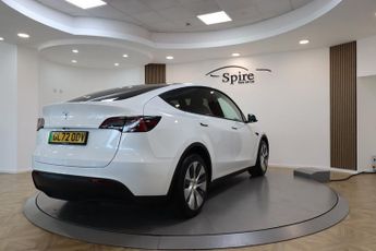 Tesla Model Y BASE