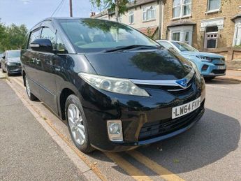 Toyota Estima Hybrid E-Four
