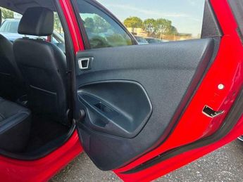 Ford Fiesta 1.4 Titanium 5dr