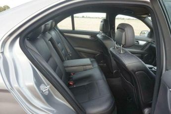 Mercedes-Benz C Class 1.8 C180 BlueEfficiency Sport Auto Euro 5 4dr