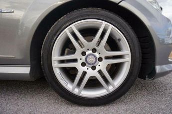 Mercedes-Benz C Class 1.8 C180 BlueEfficiency Sport Auto Euro 5 4dr