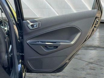 Ford Fiesta 1.0T EcoBoost Titanium X Powershift Euro 6 5dr