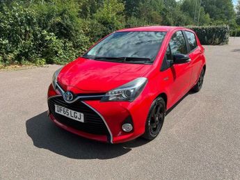 Toyota Yaris 1.5 VVT-h Excel E-CVT Euro 6 5dr (15in Alloy)