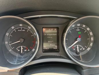 Skoda Superb ELEGANCE V6 AUTO 4 x 4 Rare low miles full history