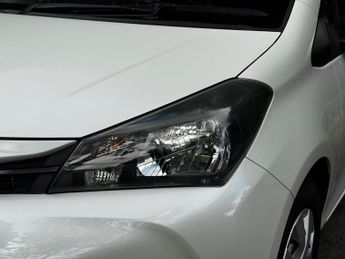 Toyota Yaris 1.33 Dual VVT-i Excel Multidrive S Euro 5 5dr Euro 5