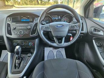 Ford Focus 1.6 Zetec Powershift Euro 6 5dr
