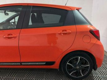 Toyota Yaris 1.5 VVT-h Orange Edition E-CVT Euro 6 5dr
