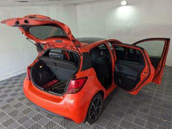 Toyota Yaris 1.5 VVT-h Orange Edition E-CVT Euro 6 5dr